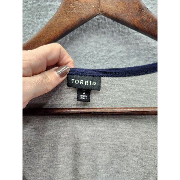 Torrid Plus Size 3 Womens Gray & Navy Raglan Sleeve Criss-Cross Detail T-Shirt - Picture 2 of 4
